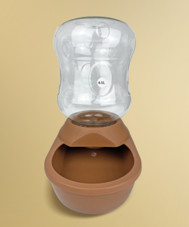 waterer feeder@2x